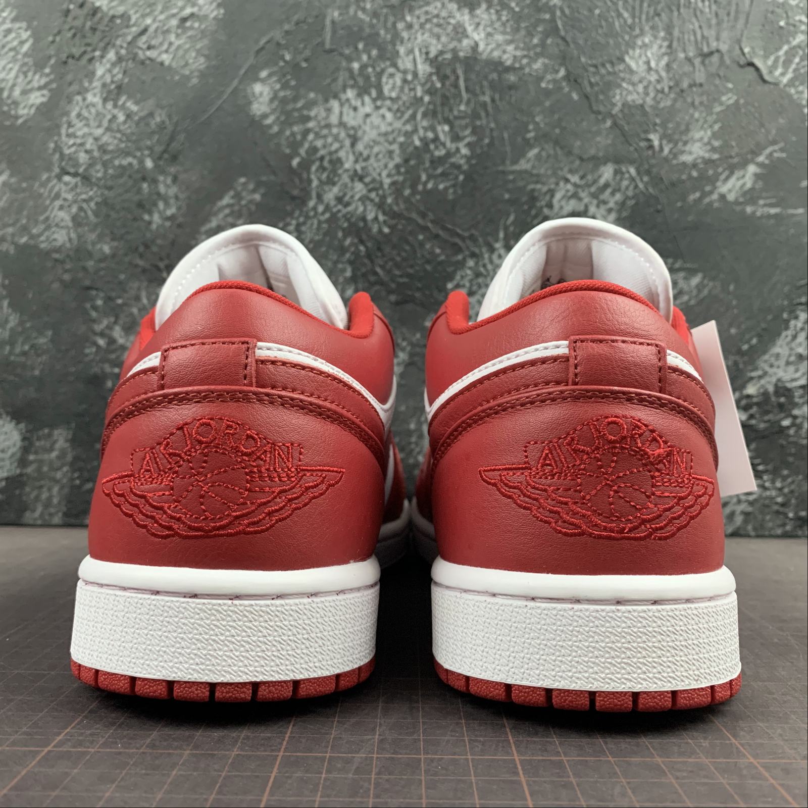 AIR JORDAN 1 LOW GYM RED WHITE – Bjohn Sneakers