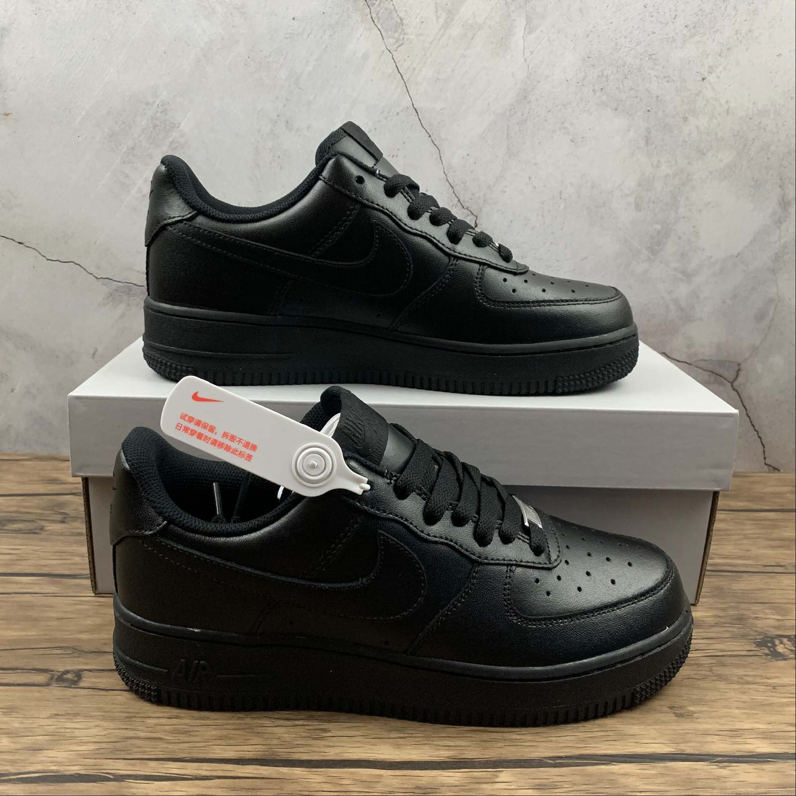 AIR FORCE 1 TRIPLE BLACK – Bjohn Sneakers