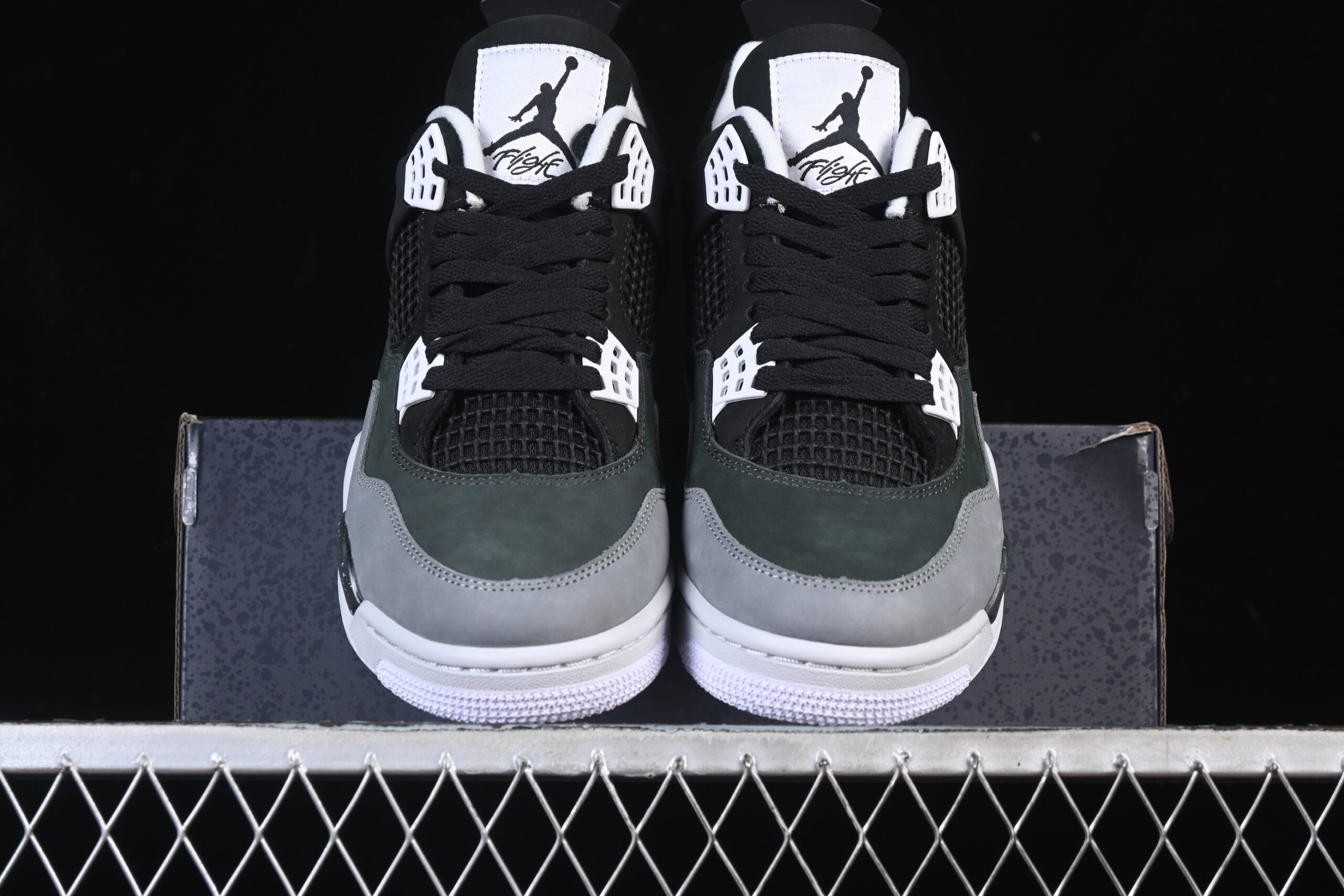Air Jordan 4 Retro 'Fear' 6