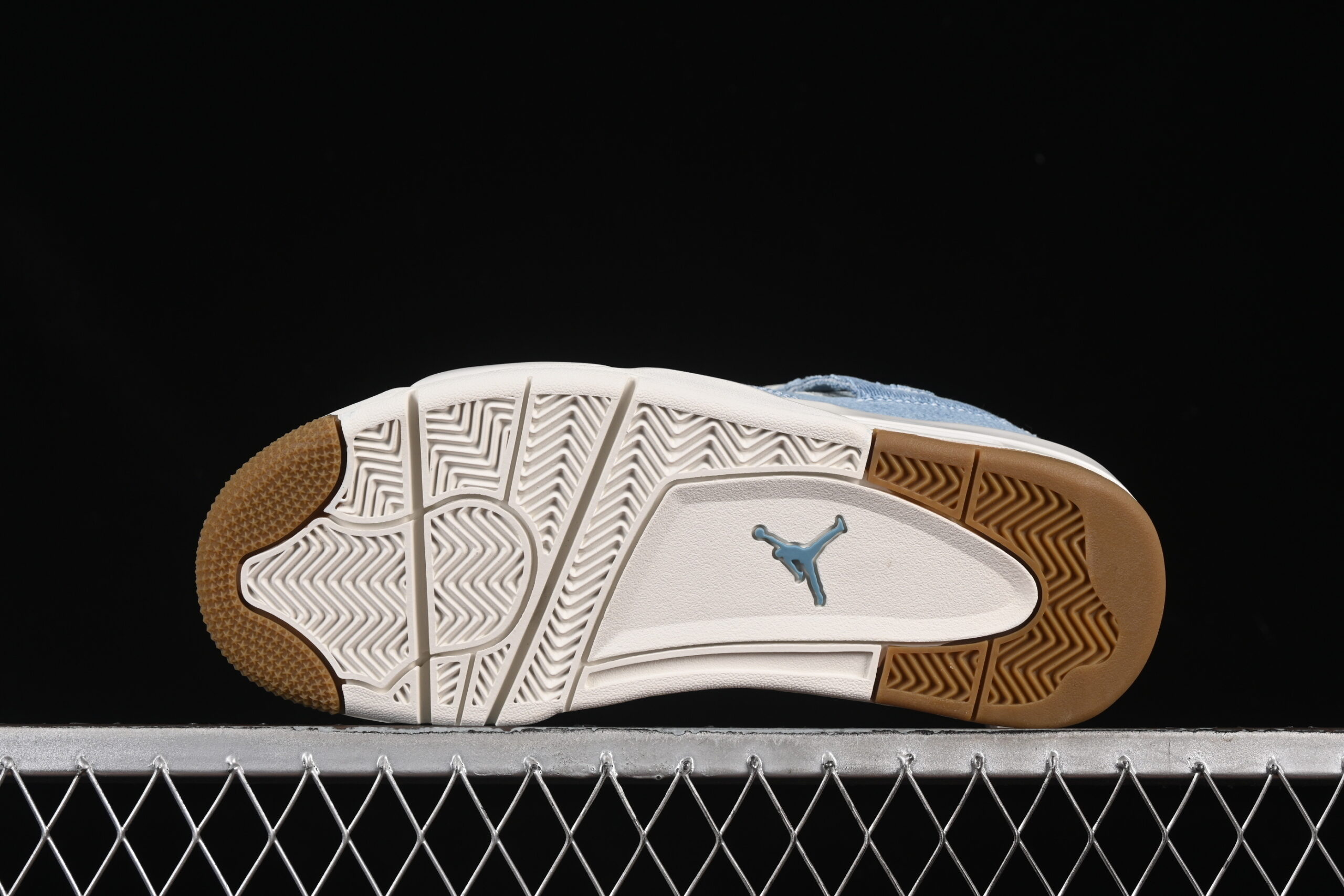 Air Jordan 4 TEX 'Denim'3